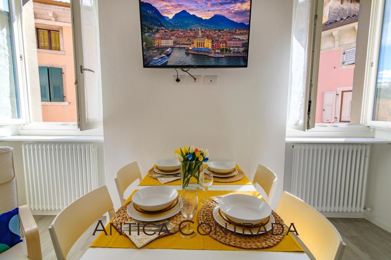 Antica Contrada Apartment Riva del Garda Exteriör bild